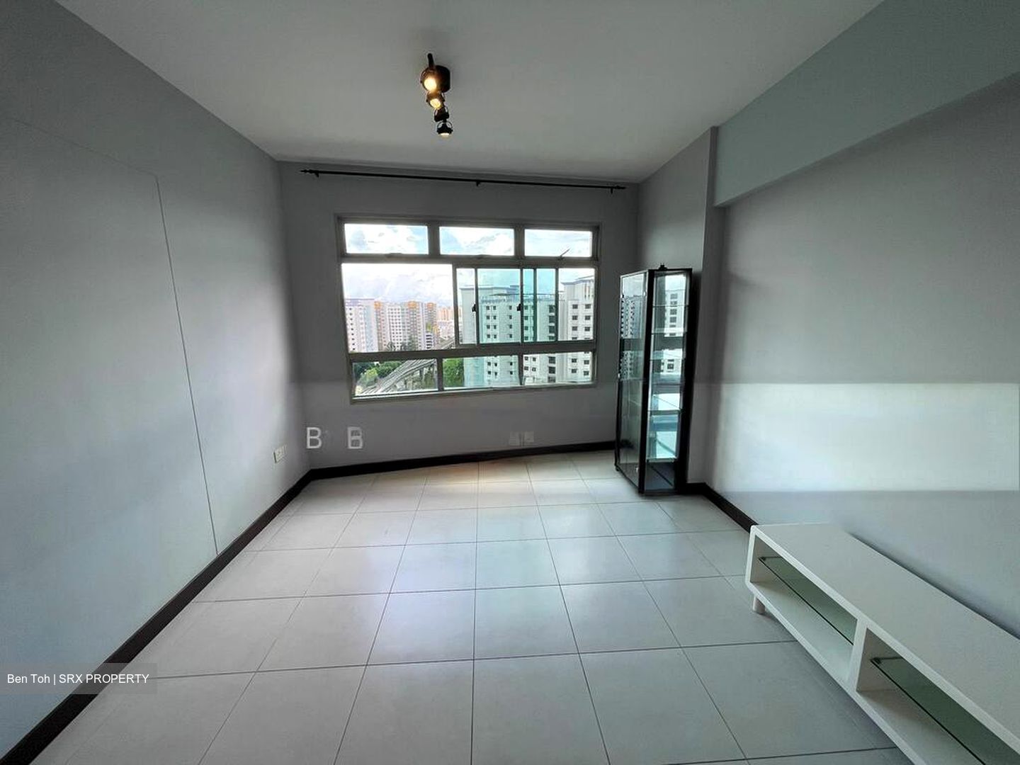Sengkang Central (Sengkang), HDB 3 Rooms #502556301